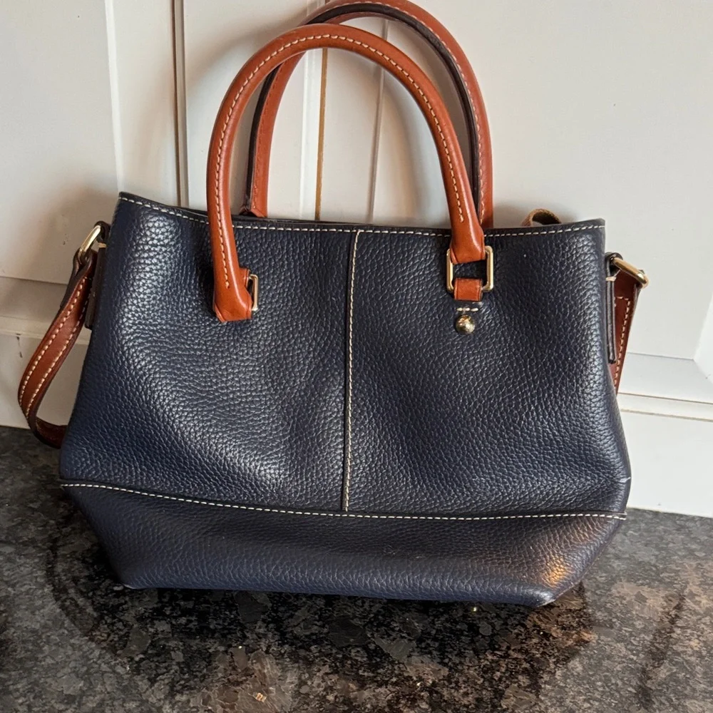 Dooney & Bourke dooney bourke